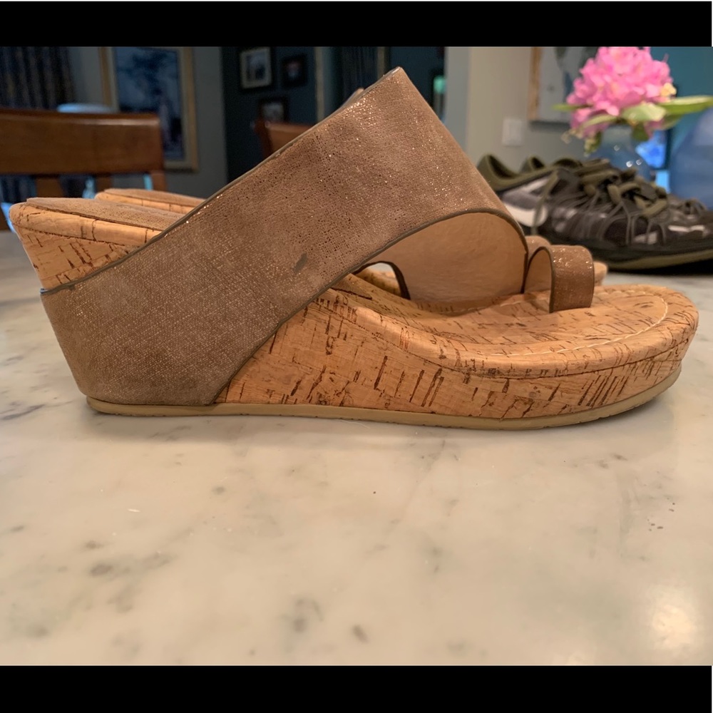 Donald Pliner Sandals